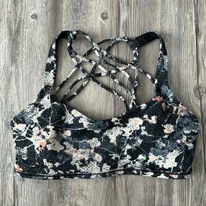 Lululemon Free to Be Sports Bra Size 6